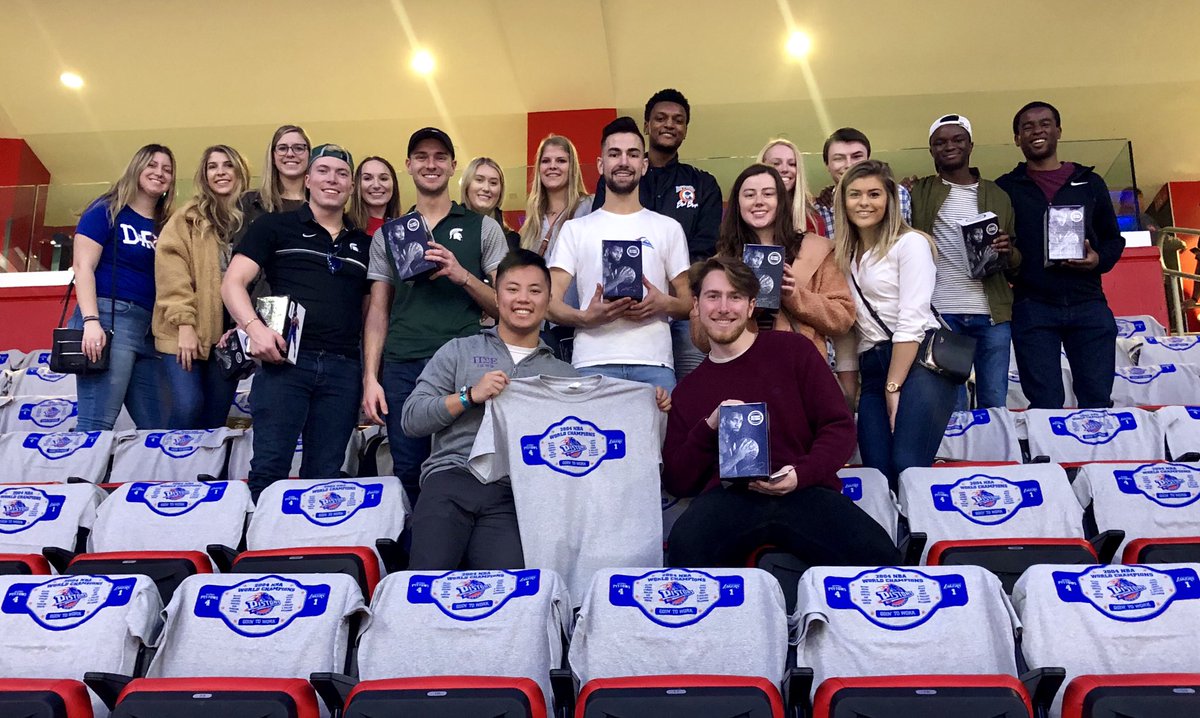 pse_msu's tweet image. We had a great time yesterday meeting with the Detroit Pistons marketing and sales team! We got to tour the stadium and learn about their sales strategies! #GoPistons #PSEEtaBeta #peopleofpse #marketing #sales #detroit #michiganstate