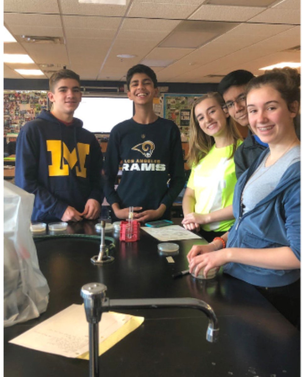 rochcommschools's tweet photo. A high-school campfire lab allowed students to perform experiments related to a simulated infection outbreak at an imaginary campground. They followed the scientific process and tested water samples to find the culprit: contaminated river water. Practical science in action! https://t.co/BBpACj8Bzi