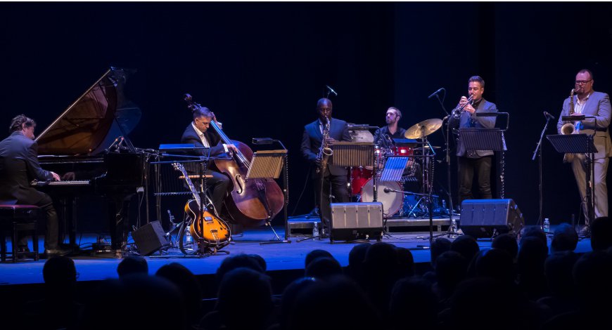 cockpittheatre's tweet photo. #MONDAYFUNDAY next wk as #Saxophonist @danforshaw presents 1959: The Year That Jazz Changed. Mon 15th April 8PM
W/ #stevefishwick on #Trumpet, @tonykofi on #Alto Sax, @chrisjerome04 on #piano @joelhumann on #Bass @punningdrummer on #drums
#jazz #londonjazz
https://t.co/IIaZch9KEE https://t.co/sM0u46hEKe