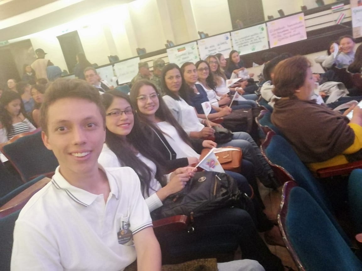 Carlos F tweet media