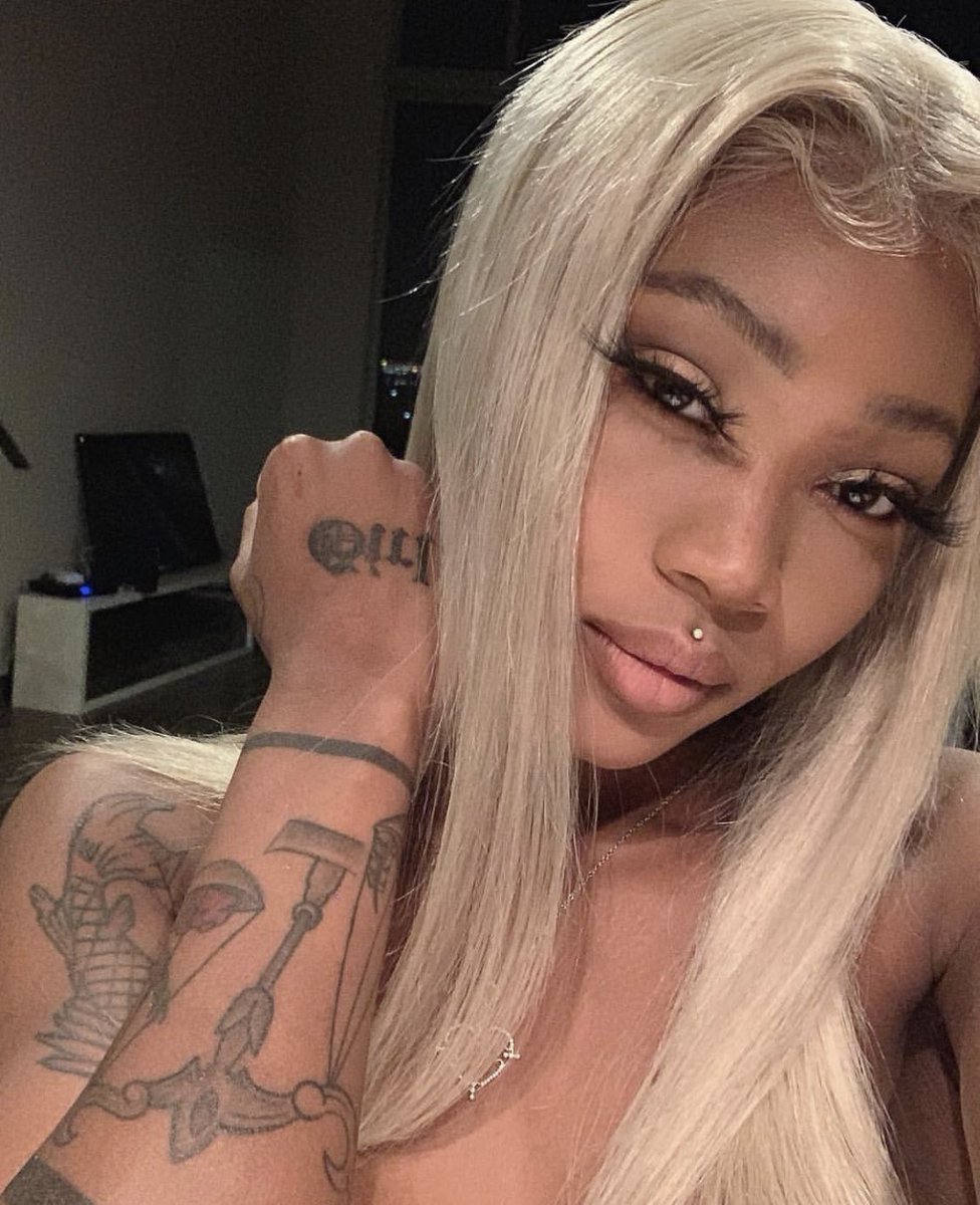 Summer Walker confirms shell keep her face tattoo of exboyfriend Larrys  name  Capital XTRA