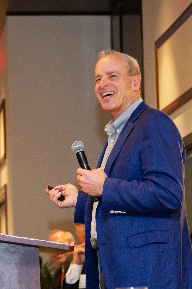 OakBrookChamber's tweet photo. @OakBrookChamber Annual Meeting/Awards was April 3 at @GibsonsSteak. 250+ participants enjoyed breakfast, celebrated award recipients &amp; heard an inspiring presentation by Roy Spencer President/Founder @permasealchi &amp; Advisory Board Member @ConsciousCap. @laurameyerphoto https://t.co/uDzPAteNSm