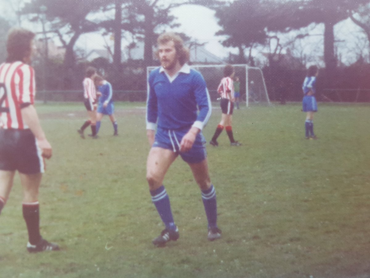 📅 | ON THIS DAY in 1978, Whitby Town were in Guernsey taking part in the Rothman's Overseas Cup semi-finals. They made it to the final after a 2-1 victory (AET) over Bideford Town. A Don Burluraux penalty and substitute, Alan Jones scored.