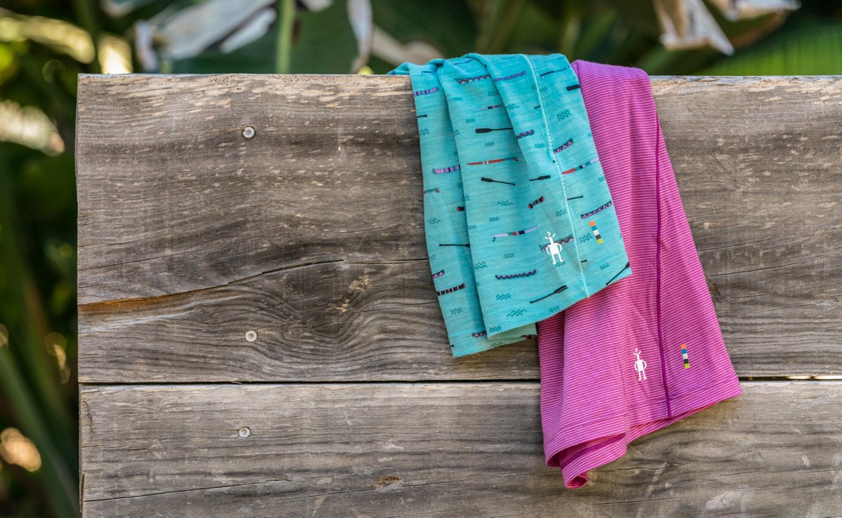 Smartwool's tweet photo. Did you know that you can wear Merino wool for days without needing to wash it? Merino wool fibers help absorb any stench. Less stink means you don’t have to throw your clothing in the wash as often and can reduce your environmental impact by washing less. #gofarfeelgood https://t.co/rHiBWwnsXl