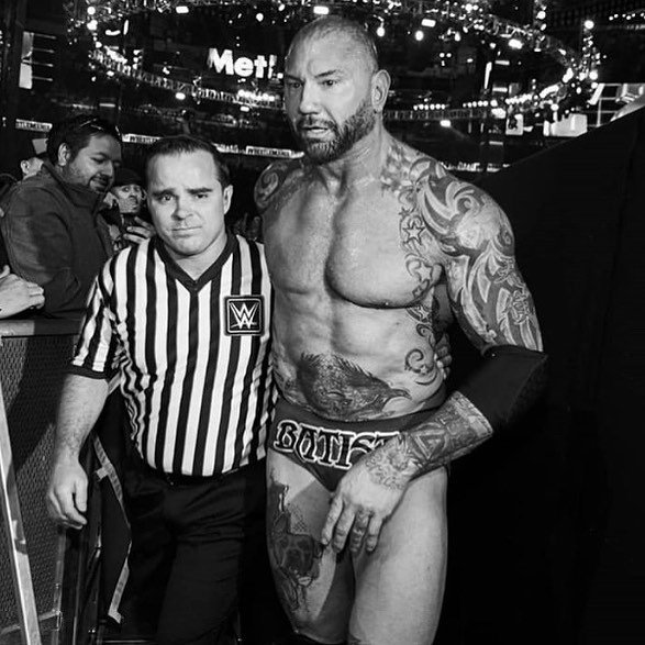 007Travelers's tweet photo. SPECTRE´s (2015) Bond baddie Mr. Hinx Dave Bautista is officially retiring from Sports Entertainment. He told the news on his social media
https://t.co/km6EOW0OOU
#DaveBautista #JamesBond #SPECTRE #Hinx https://t.co/nzB7HhfwlE