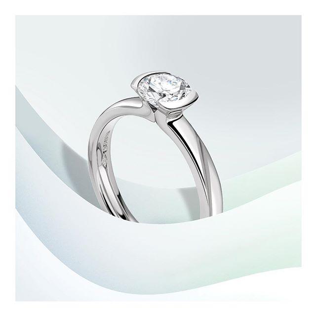 hanoversaffron's tweet photo. Photography, retouching, graphics and web - another week begins.
Message us with any enquiry.
#shotbyhanoversaffron #jewelleryphotography #jewelleryphotographyoftheday #ilovejewellery #creativephotography #finejewellery #photography #shootandshare #photo… https://t.co/1Rty8n6c4V https://t.co/LIWLhJB8oH