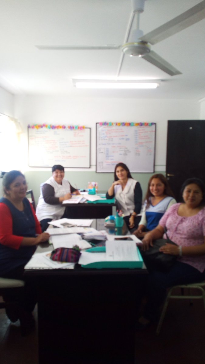 Bienvenidas MSE a #EscuelaSantaLucía un nuevo  año para trabajar en las trayectorias escolares de nuestros niños. #EscuelasAbiertas #PlayonesEducativos #PolíticasSocioeducativas <a href="/aniberruezo/">analia berruezo</a> <a href="/UrtubeyJM/">Juan Manuel Urtubey</a> <a href="/patriciapinasco/">Patricia Pinasco</a> <a href="/fguillesaavedra/">GUILLERMO SAAVEDRA</a> <a href="/Jorgelina_07/">Jorgelina</a>