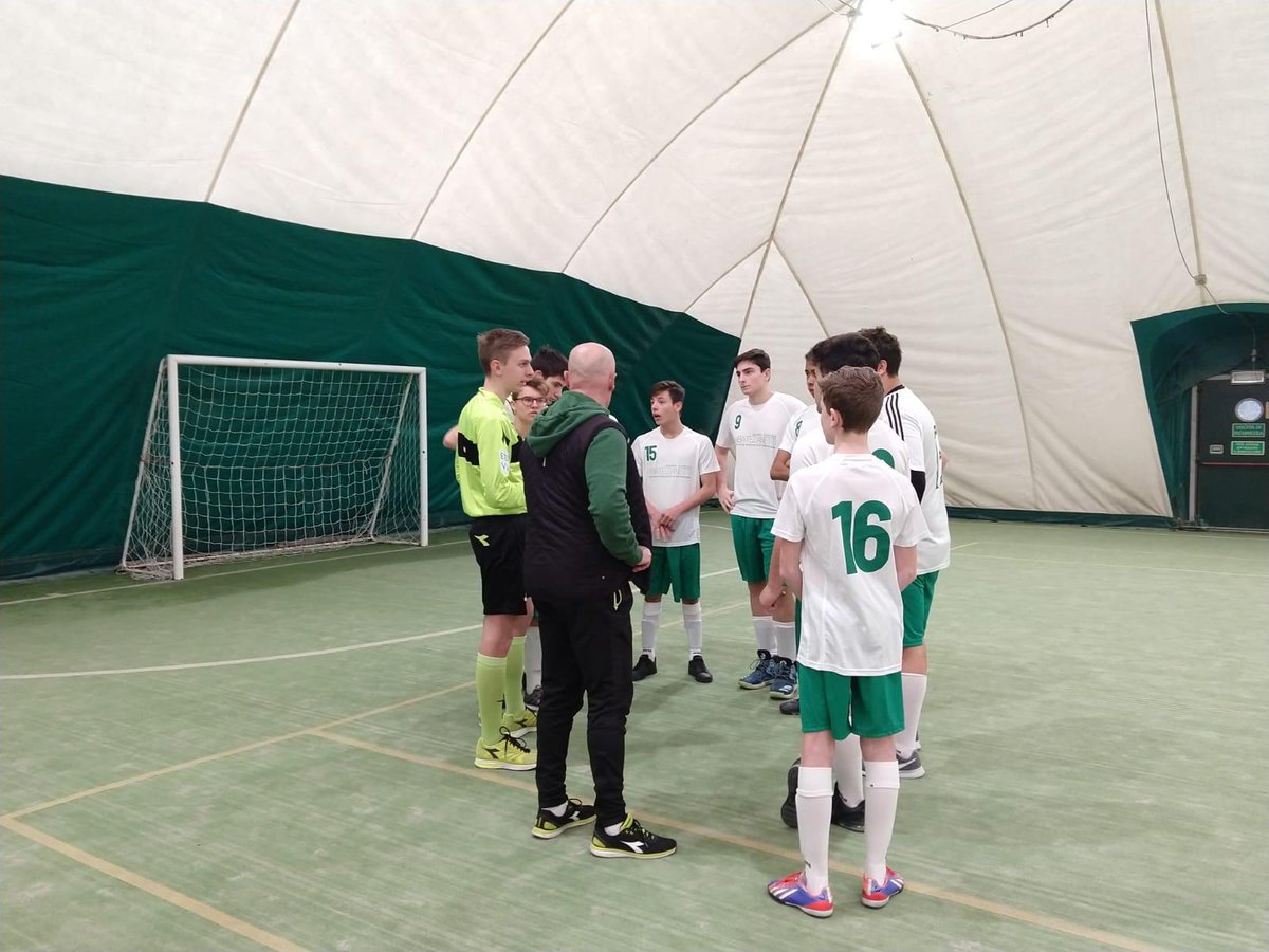 ISSAbateZanetti's tweet photo. Il torneo di calcetto dei Giochi Studenteschi 2019.

#FacciamoSquadra: è la lezione dello sport. Si gioca insieme, si vince insieme e si perde insieme. Per essere sempre più uniti e più forti. https://t.co/Udr9RTzyJt