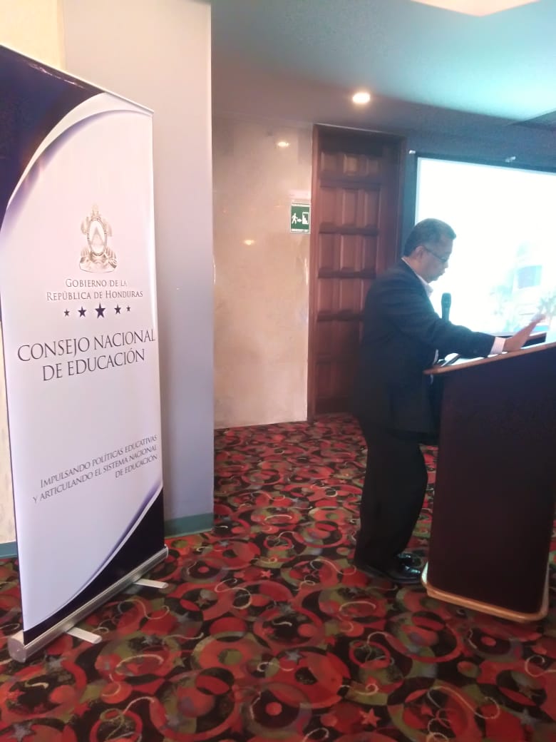 ForoDakarHnd's tweet photo. Participación del Foro Dakar Honduras como miembro del Grupo Local de Educación (LEG). En la presentación de los ajustes realizados al Plan Estratégico de Sector Educación (PESE 2018-2030) https://t.co/emuBqTS4N9