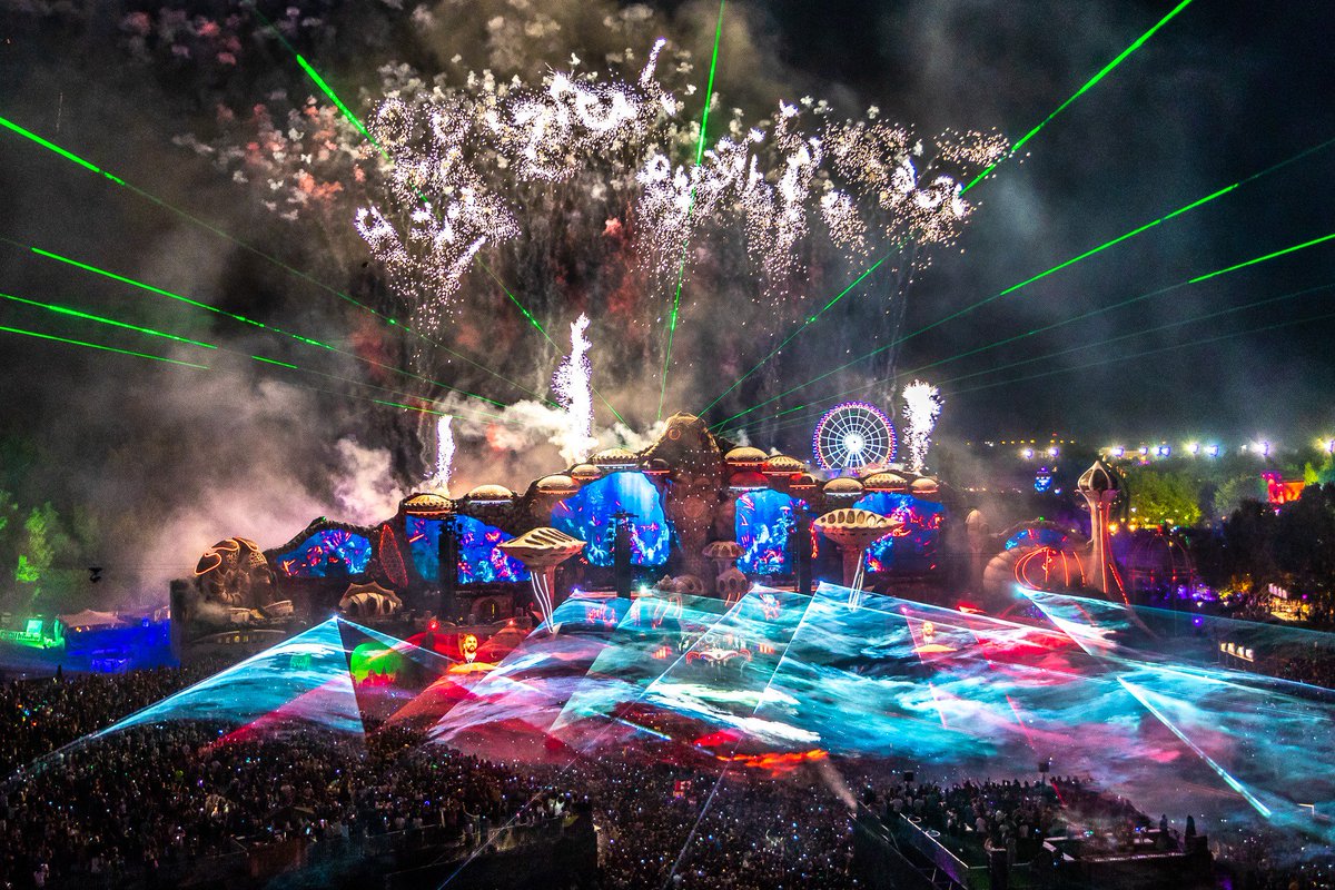 YourEDM's tweet photo. .@tomorrowland reveals 4 festival locations for UNITE 2019 | Details: https://t.co/RsRpWcg5pq https://t.co/vyu9aB1rp1