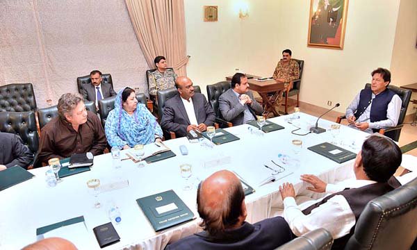 appcsocialmedia's tweet photo. #PM briefed on new #localgovtsystem in #Punjab
#APPNews @PakPMO @ImranKhanPTI
https://t.co/KdR7auhilB via @appcsocialmedia https://t.co/X0dMwjNmLB