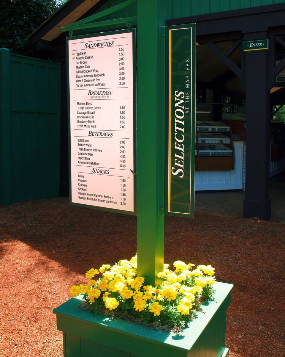 Here's your first look at the 2019 Masters concession stand prices. You can order one of everything for less than $60 🍽😍. (via @ashleykmayo/Instagram)