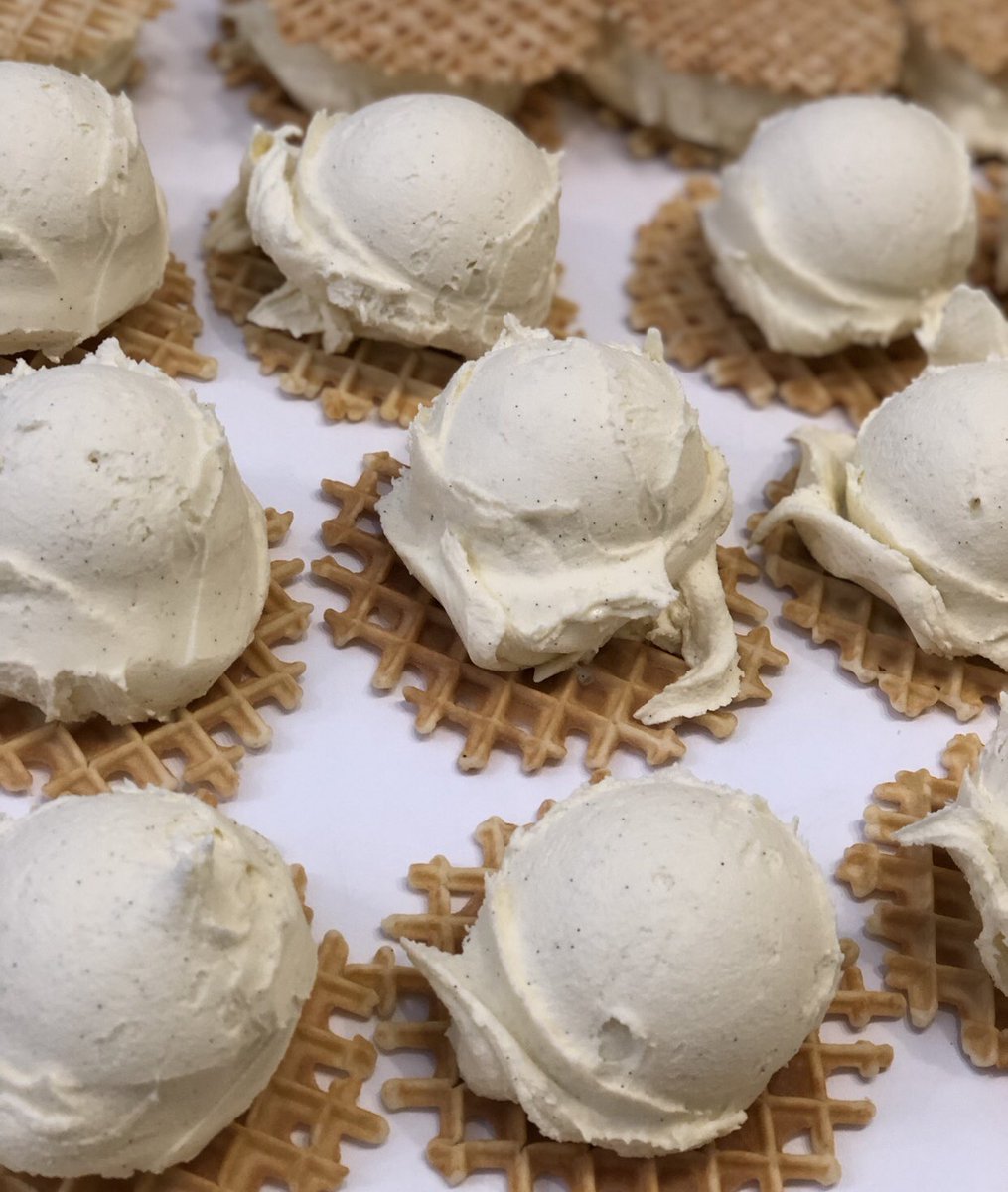 AnthonysICH's tweet photo. #Gelato Sandwiches 🇮🇹 Created by the Dozens or TO ORDER... this features Vanilla Pizzelle &amp; Vanilla Bean Gelato...Perfect Snack on a warm Spring day.   #anthonys #italianmarketphilly #madeon9thst https://t.co/Tg5G2WdaLr