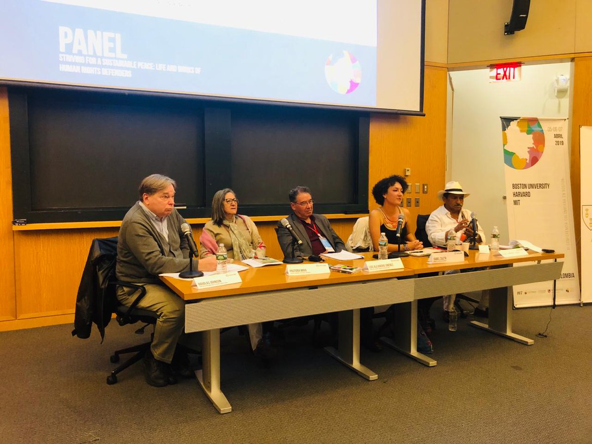 ISAZULETA's tweet photo. En @ColombianConfer @Harvard expusimos situación que viven hoy las comunidades afectadas por #Hidroituango Las implicaciones de la incertidumbre y ausencia de confianza que genera una operación financiera y construcción de alto riesgo y daño para los ecosistemas #ShapingColombia https://t.co/CoNs5pH81F