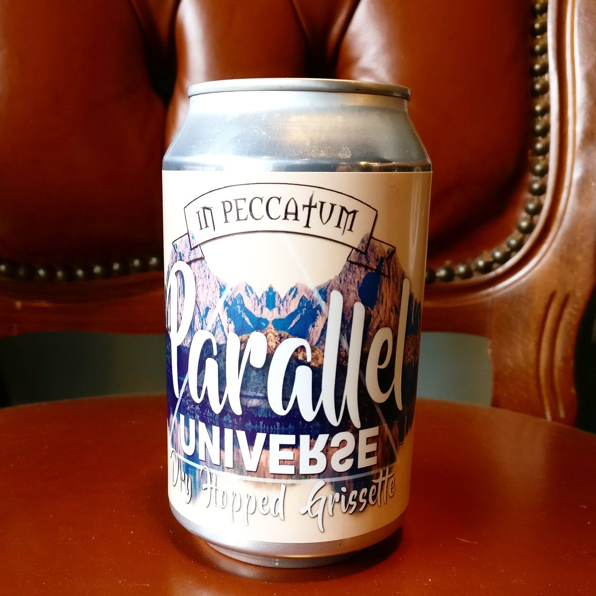 NEW BREW MONDAY! Deze maandag trek ik een 33cl. blikje open van de Spaanse brouwerij In Peccatum. 'Parallel Universe' is een dryhopped grisette. Kenmerkend voor de grisette-stijl; laag in alcohol, dunne body, droog en dorstlessend. Review:  bierliefde.nl/in-peccatum-pa…