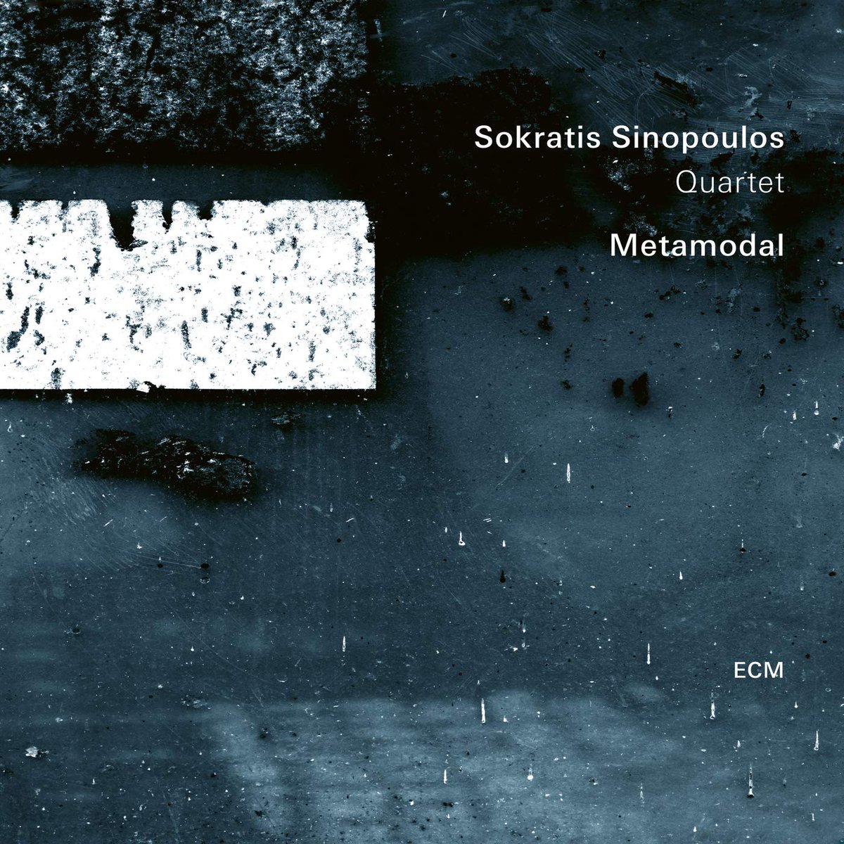 Four years after the critically lauded "Eight Winds" the Athens-based <a href="/sinopoulos_s/">Sokratis Sinopoulos</a> Quartet returns with the aptly-named "Metamodal." Now Available! 
Listen and order here: ecm.lnk.to/Metamodal