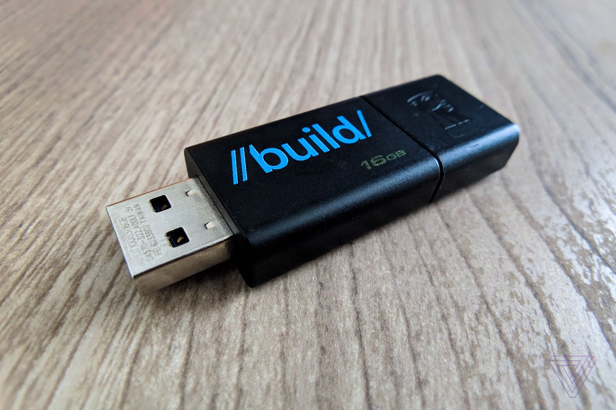Microsoft confirms you really, really don’t need to "safely remove" USB flash drives anymore theverge.com/2019/4/8/18300…
