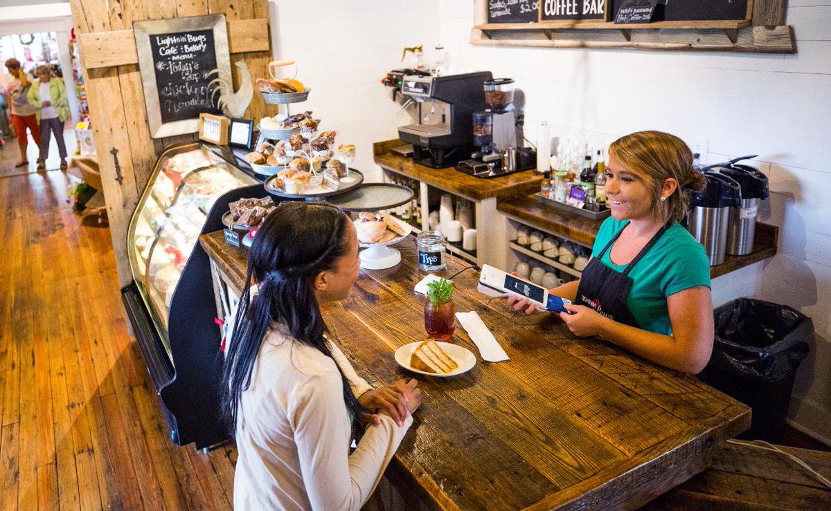 CUAbanking's tweet photo. #CUAMemberMonday CUA would like to help your business succeed in every way possible. That is why we have partnered with @sonapayinc, a leader in #PaymentProcessingSolutions, to offer you easy and affordable merchant processing programs. Learn more https://t.co/Wpdb90YKg3 #POS https://t.co/1oOfD7m45P