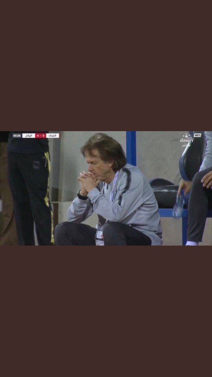 i_afx11's tweet photo. ياحسافه على جيسوس بس شوفو جايب ٤ وباقي زعلان 💔
 #الاستقلال_الهلال https://t.co/9nMziUuggn