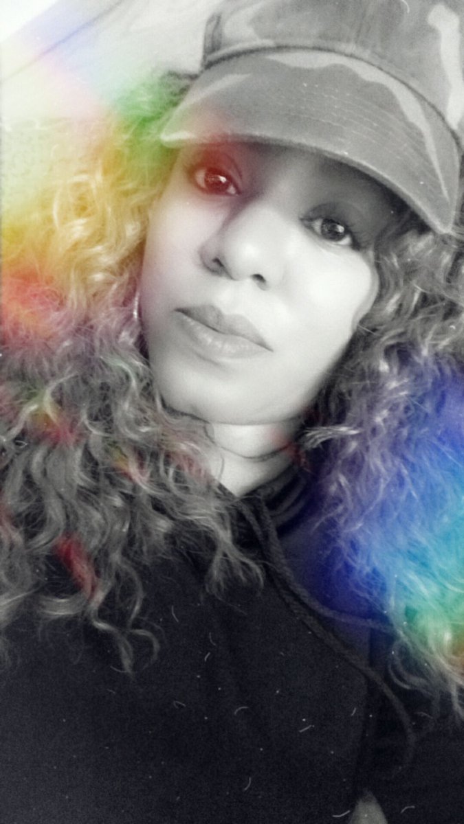 feefee721's tweet photo. #singlelife https://t.co/Ym7jb0iA5r