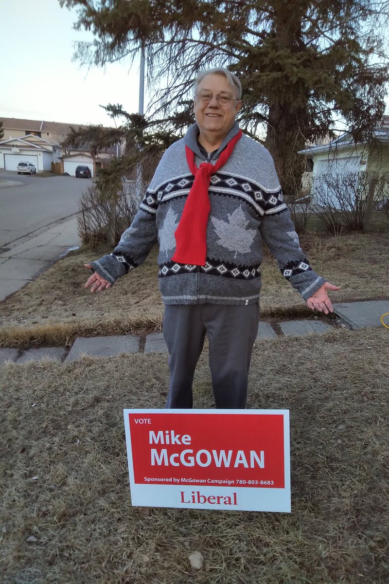 MikeMcG67143317's tweet photo. #ableg #abvote #ablib 
Asked why my signs are so low. Grounded and solid, just like me https://t.co/ygmSNsREuy