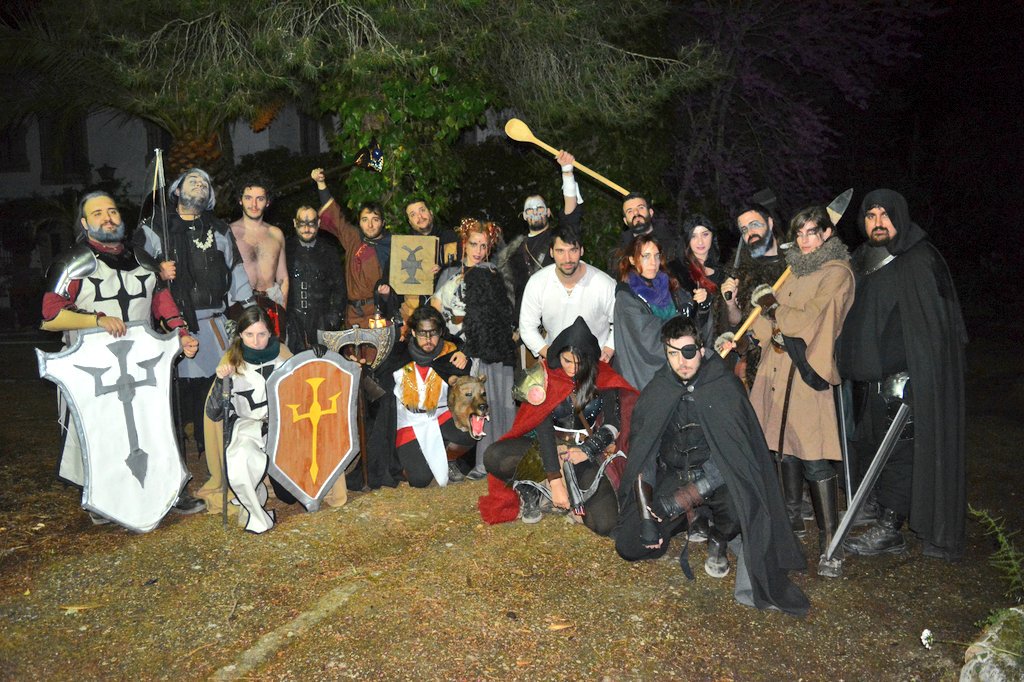 Foto de familia de los participantes en nuestro #ReV con <a href="/Asoc_ALMA/">Asociación ALMA</a> ambientado en #Diablo.