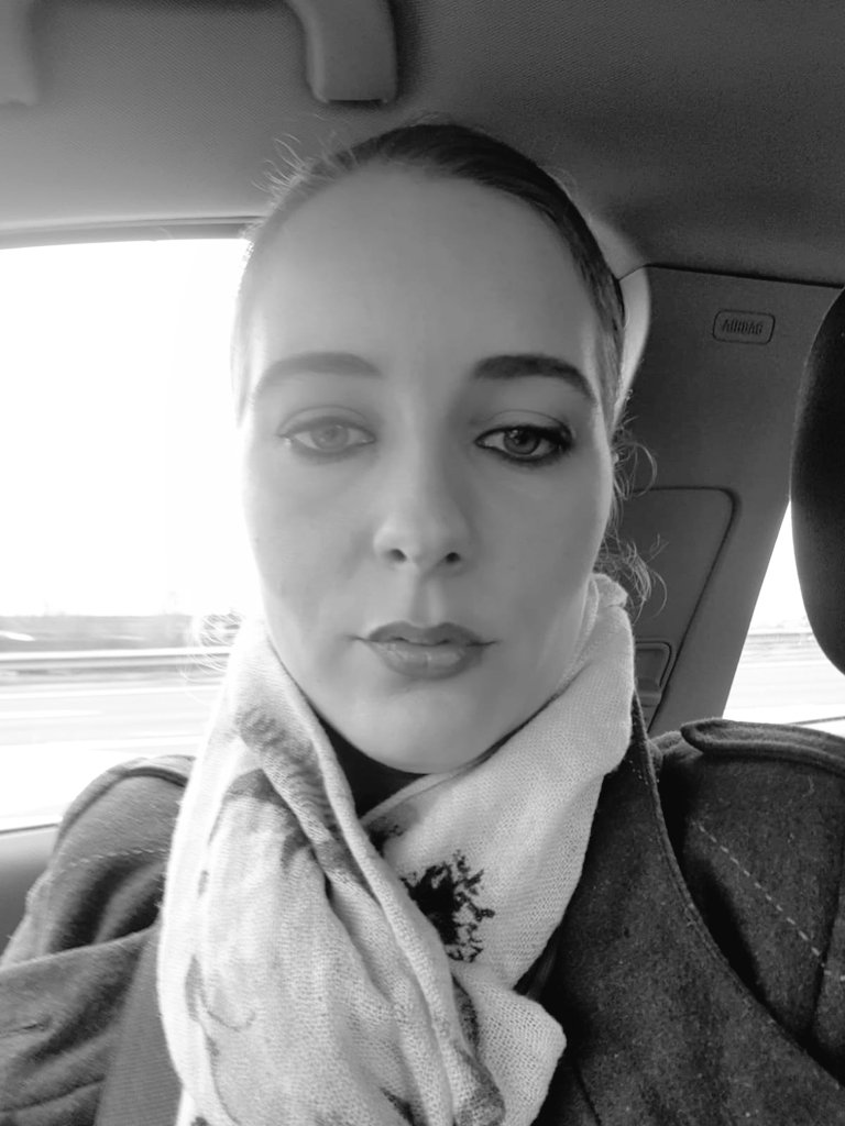 Always busy with business. Love my life, love my job, love #pornlife

#pornactress #director #BusinessWoman #FemalePower