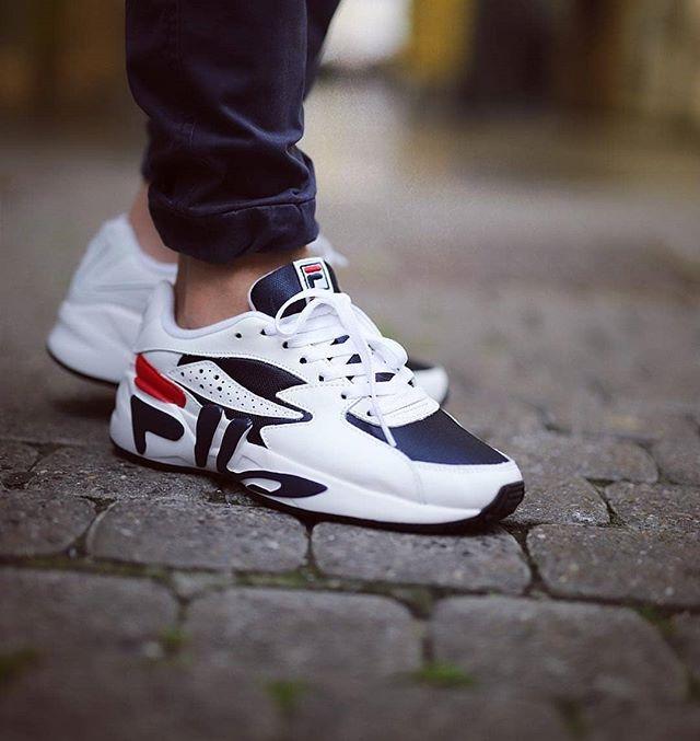 REGALIZFUNWEAR's tweet photo. ⚡#Fila ⚡ -20% en TODO el calzado de la marca, incluidas las #chanclas ⚡#bethetrend #befunwear ⚡
#RegalizFunwear #LasPalmas de #GranCanaria #men #fashion #store #style #stylish #swag #instagood #design #streetwear #outfit #outfitoftheday #photoofthed… https://t.co/qNNxY3WSz8 https://t.co/xiPBcF8tE3