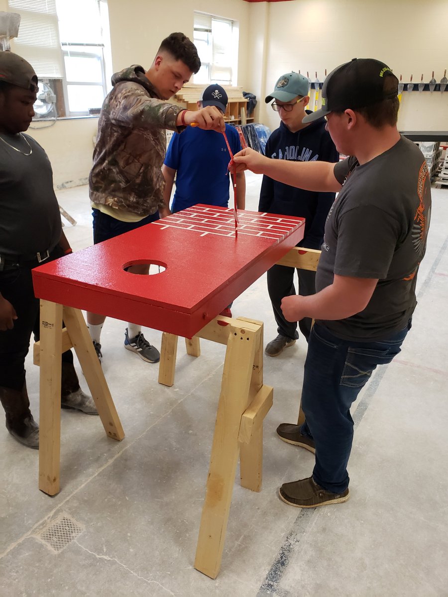 david_paynr's tweet photo. We had a productive day on our cornhole games. Great job by our mustang's today and everyday #cterowan19 #mustangnation https://t.co/1Md5AqGPrY