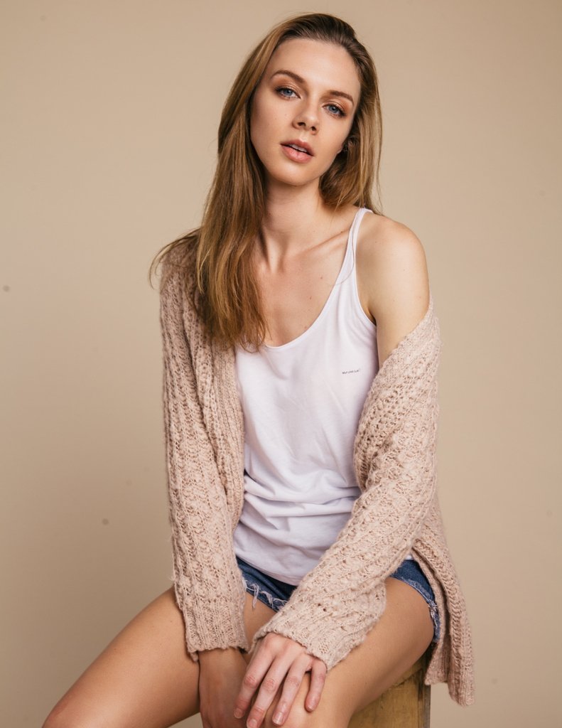 #Fashion with #purpose ❤️ Shop our Self-Love Club LA Tank in a store near you and for each item you purchase, FBNW gives a bag of groceries to a child in need in the U.S.!