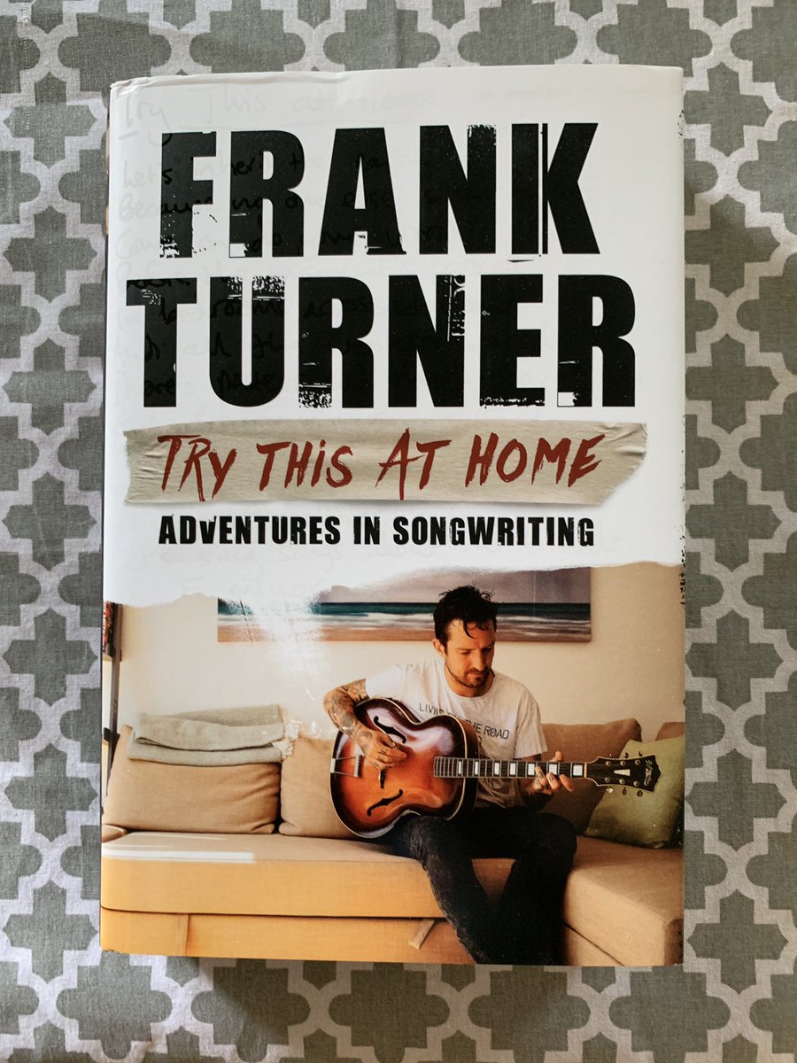avsareawesome's tweet image. New reading material arrived today. See you guys tomorrow when I’m finished reading. 📖 #frankturnerarmy