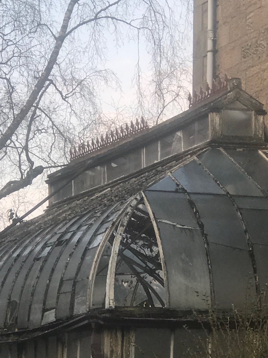 TimMeek8's tweet photo. Deliquescent Orangery. Nothing to do with lime but sit well things that melt back into the landscape. #meltingstuff https://t.co/Jrz0jxr9hd