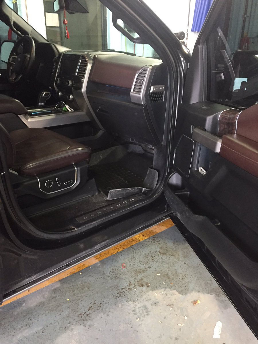 Checkout before and after ..this how we clean .For more information about quick in &amp; out service starts at Only $35! Please visit sparkleandshineautocare.ca