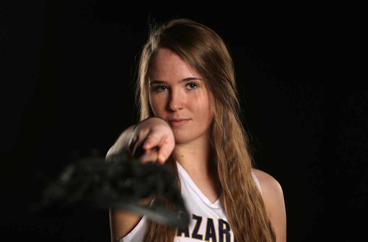 Naz_W_Lax's tweet photo. Congrats to Emma Robinson for being named Nazareth Female Athlete of the Week! She finished the week with 6 goals, 1 assist and 5 draw controls. https://t.co/lCYXXPjnBv #BroccoliRob #fresh #ponytail #RobbieGirl https://t.co/eW9vLI8NTY