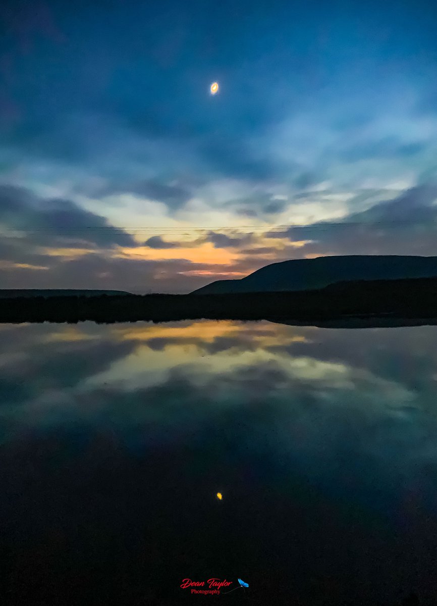 @ruthwignall @visitwales @Sue_Charles @ItsYourWales @ValleyViz @HelenPlint @kelseyredmore @AbertysswgW reflections over fochriw mountains