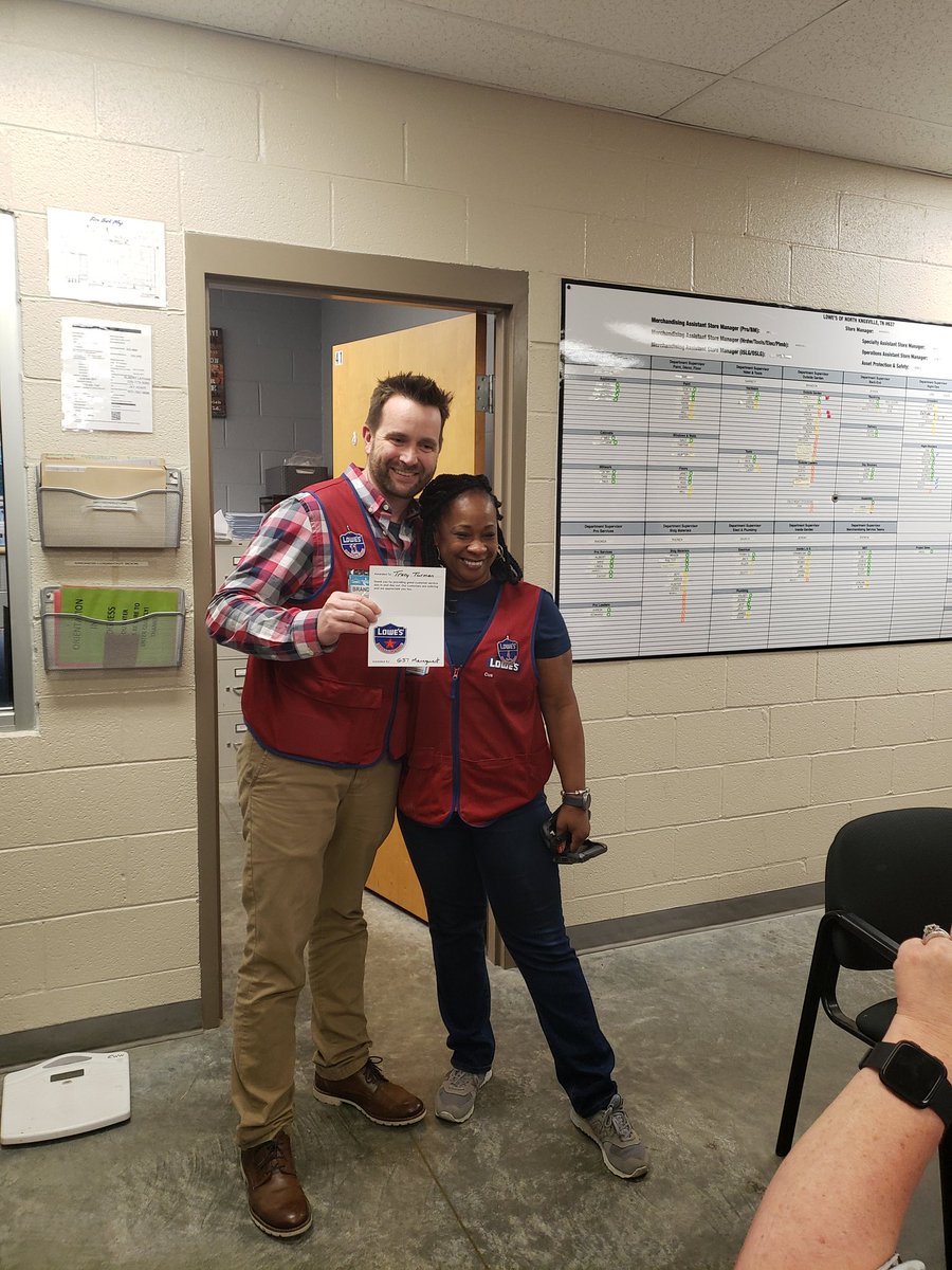 Giving out a well deserved Service Badge to Tracy! This associate demonstrates SMART behavior daily. She can always be found helping in any department and being an inspiration to others! Thank you Tracy!