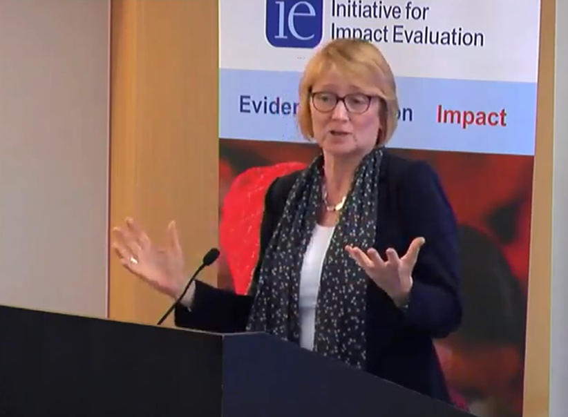 WorldBank_IEG's tweet photo. IEG Director-General Alison Evans | We need to look for connections between evaluations to find patterns, and to see how each #evaluation contributes to a bigger story of change. Also identify how can we integrate methodologies. #Eval4GoodGov https://t.co/lOXXx8rtCn