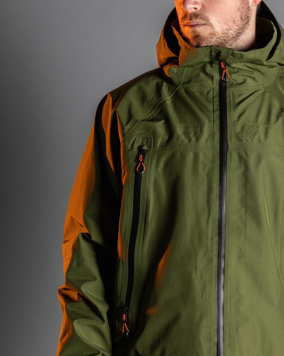 686's tweet image. Now available in Surplus Green | the packable 2-layer GORE-TEX® Paclite Multi Jacket is ready for any environment, any condition, and any adventure.
#alwaysdifferent #686 #multicollection #adventure
-
👉 bit.ly/GORETEXMultiJa…