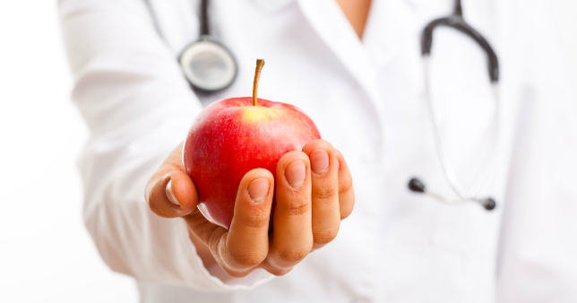 aicrtweets's tweet photo. For cancer risk, we know that obesity plays a big role. That’s why getting to and staying at a healthy weight is so important. https://t.co/sPKRBRSVJ4 https://t.co/aFOoU82ysF