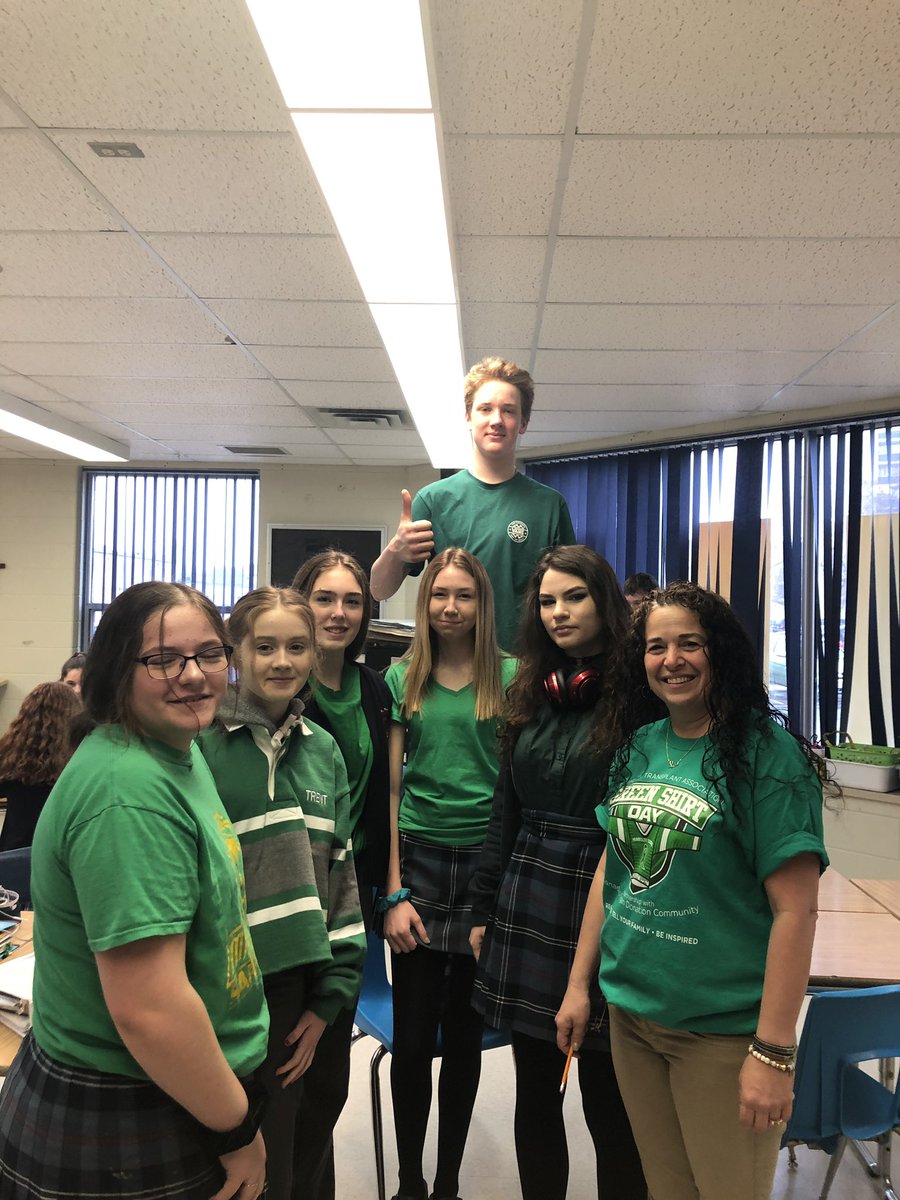 Room 123 was full of green shirts @SPCSSFalcons today in support of Organ Donation!  #greenshirtday #loganbouleteffect #HumboldtBroncos #talktoyourfamily @GreenShirtDay @alcdsb