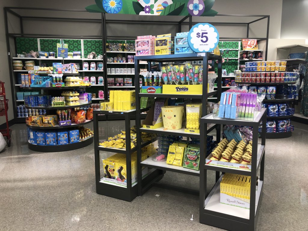 Specialty0927's tweet photo. Sammah is UNSTOPPABLE! Great fill! Awesome zone! Shouting EASTER! Thank you for all of your hard work and dedication! #MondayReady #Easter #Routines #Standards #ProudVM #CrossTrain @Ivanbah20 https://t.co/bi30OHRjer