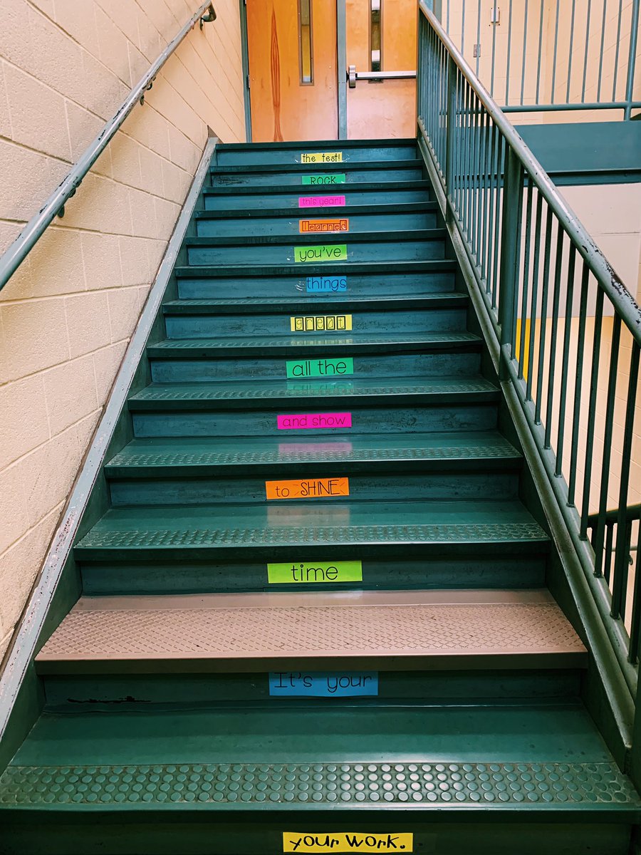 MsFrase2ndGrade's tweet image. Our staircase is ready for testing! #TestingWeek #WeAreRCSTN