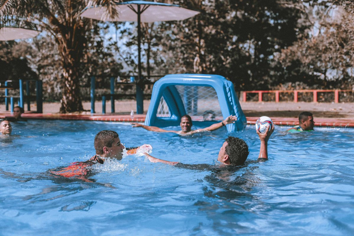 With our weekly service, our customers receive complete maintenance. The service includes: cleaning, shed maintenance, pool maintenance, chemical balance, landscaping, and more.
Call now to book 519-601-1059

#ldnont #poolservice