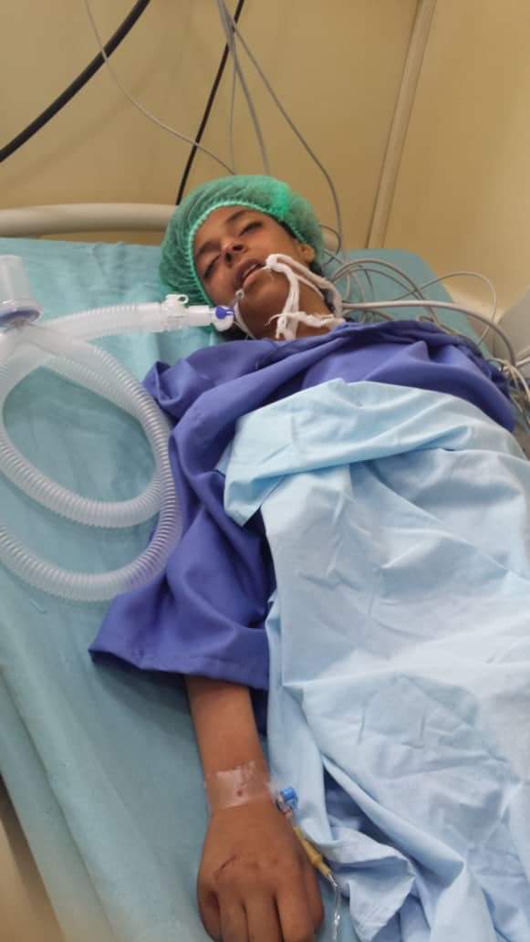 AhmadAlgohbary's tweet photo. Her name is Rana. She is 13 years old. Yesterday, #Saudi air strikes targeted an area next to her school and a fragment of a bomb wounded her. She was taken to the ICU in the hospital. Her family thought that she will survive but she died. #Sanaa. #Yemen. https://t.co/yGOWm36TCb