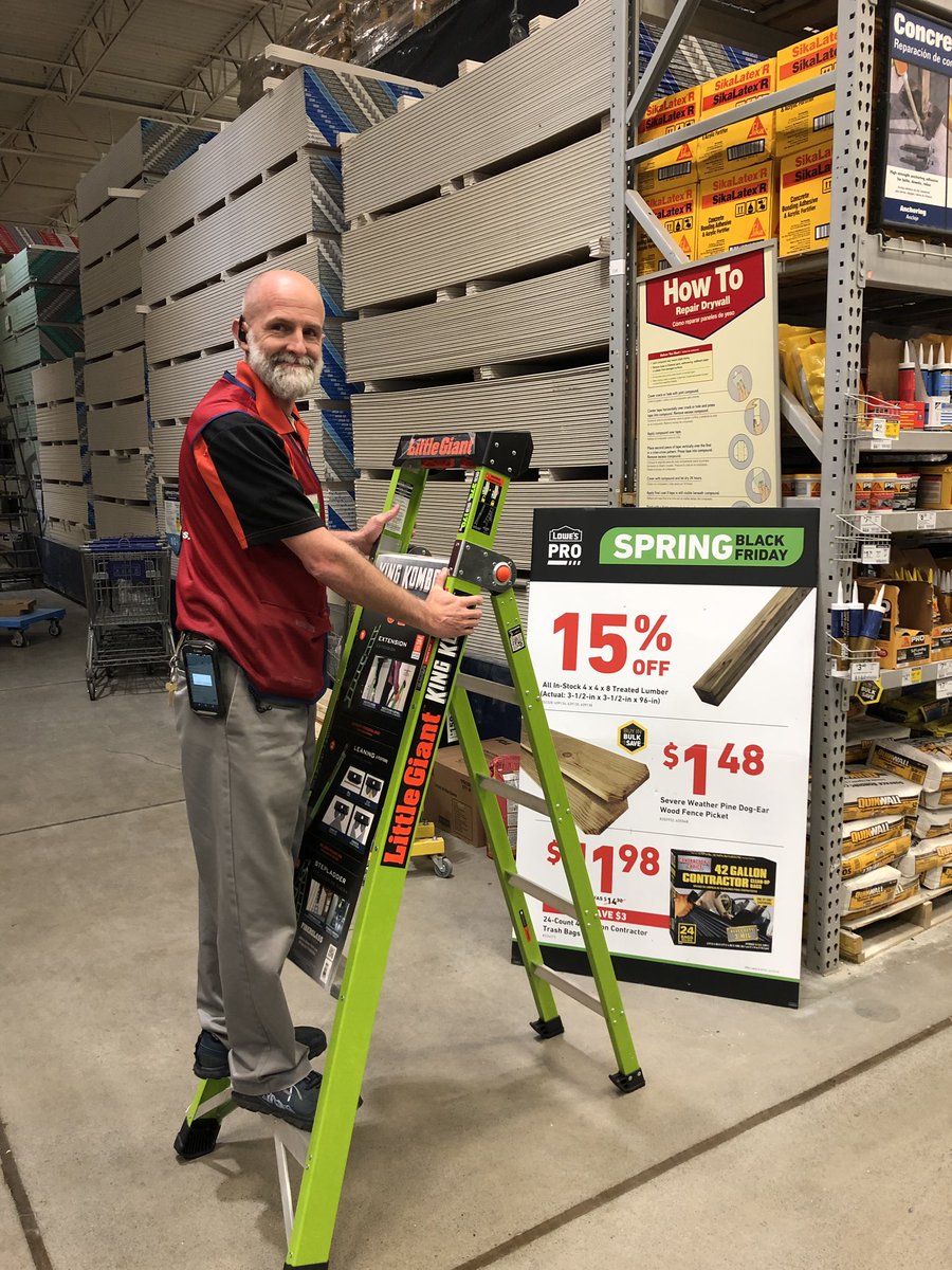 natranger2016's tweet photo. We saw the Little Giant on the #lowedown and started our daily demo @store579mo #lowes @1280Market #lowesexclusive https://t.co/bpgceg5NLo