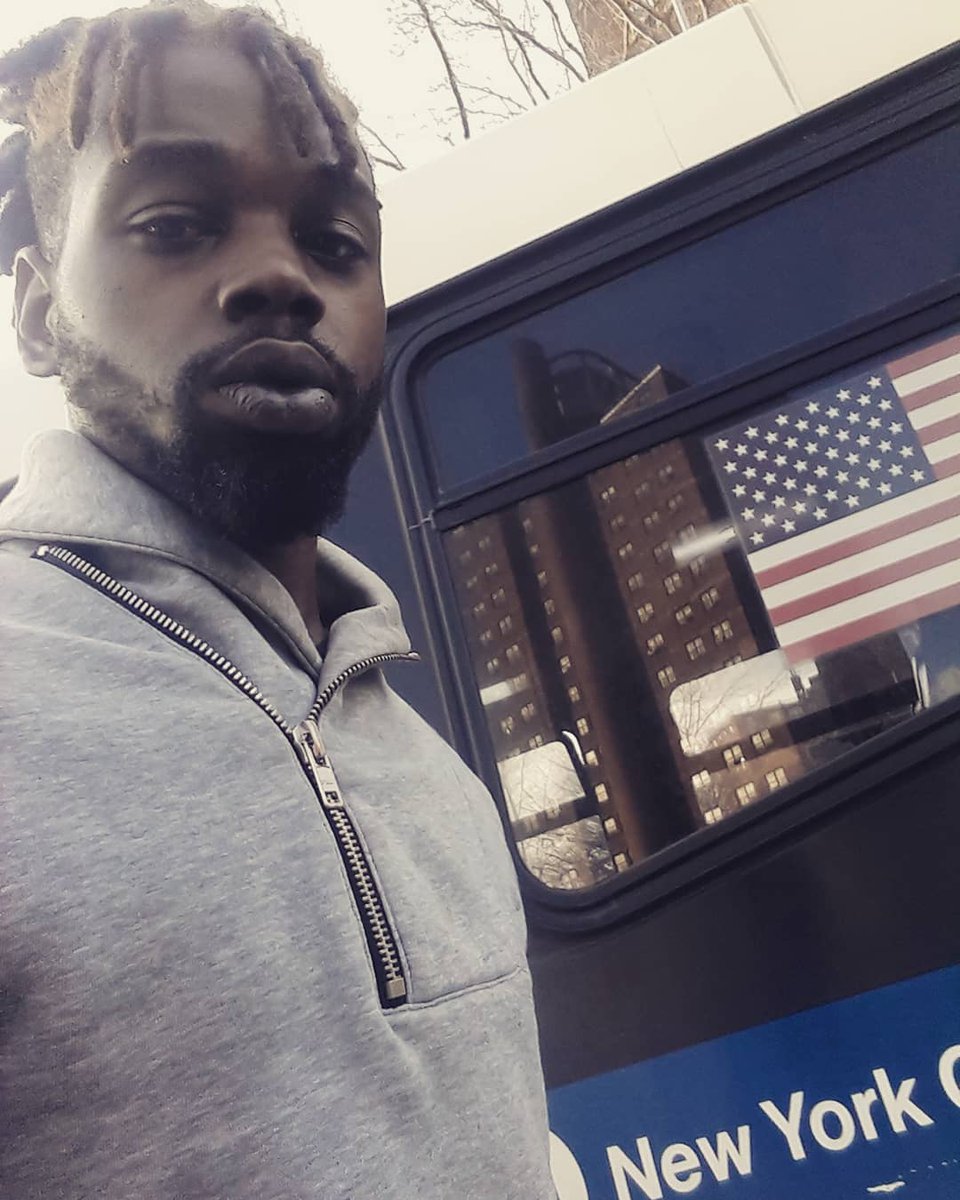 billiondollrbby's tweet photo. Store run 🦁 B I L L I O N A I R E D O L L A Z #spotify #tidal #youtube #pandora #deezer #amazon #apple #itunes #nyc #usa #france #japan #italy #rome #china #jamacia #antigua #trinidad #brazil #germany #wichita #boston #rochester #nashville #unitedkingdom #africa #canada #cuba 👌🏽 https://t.co/dlkmZJV7Wf