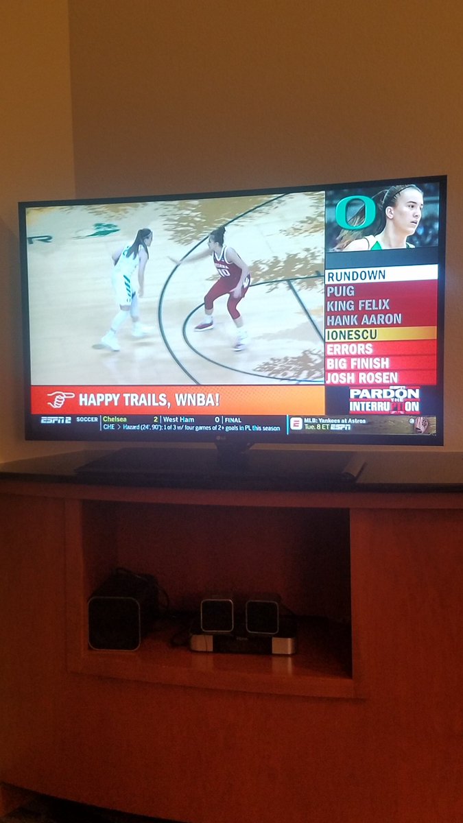 powell300's tweet photo. Way to go @sabrina_i20 the nation is recognizing your greatness. #pardontheinteruption @GoDucksMoseley @OregonWBB https://t.co/HTSzoBfFKm