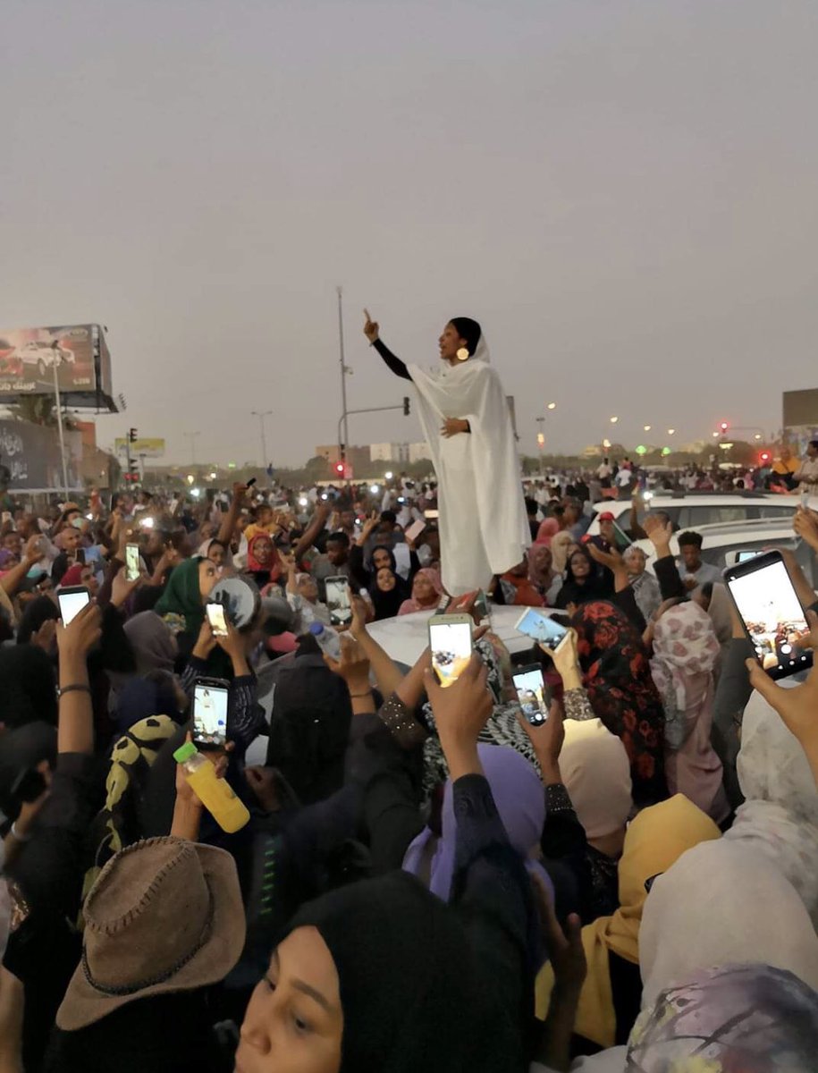 folukeifejola's tweet photo. Resistance is a woman. Sudan. https://t.co/OkcKoIsuGN