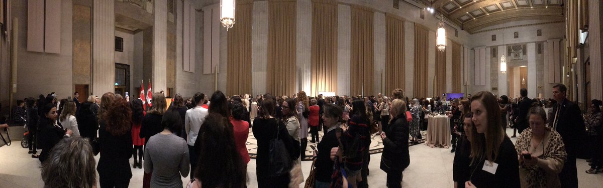 Women in politics, business & beyond gathered tonight in Ottawa. Grateful for @EarnscliffeCda’s own @VelmaMcColl @katiegrandis @ElleOCon for making it all happen #WomenOnTheHill