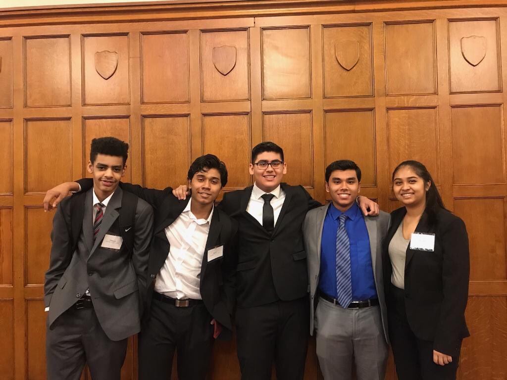 DawsonModelUN's tweet photo. Congrats to the Dawson students who participated in the Rice MUN Conference! Sawad Kazi won Best Delegate, Jawad Kazi won Outstanding Delegate, and Michael Frausto won Best Position Paper! @DawsonHighSchl @jfahler https://t.co/0lTy7CbHAH